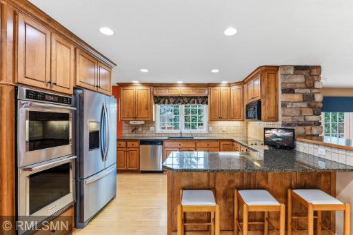 18455 95th Place N, Maple Grove, MN 55311
