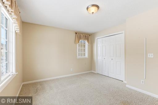 18455 95th Place N, Maple Grove, MN 55311
