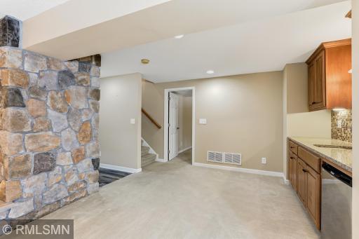 18455 95th Place N, Maple Grove, MN 55311