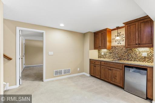 18455 95th Place N, Maple Grove, MN 55311