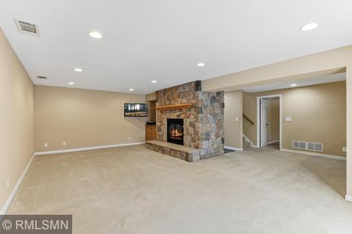 18455 95th Place N, Maple Grove, MN 55311