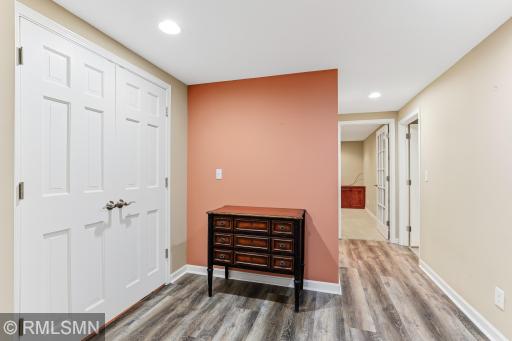 18455 95th Place N, Maple Grove, MN 55311