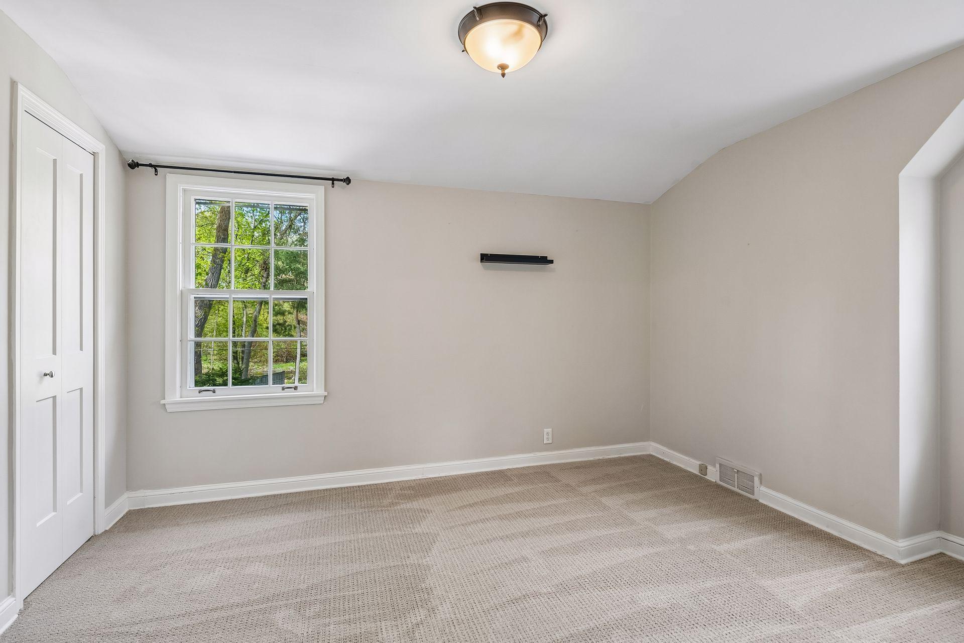 Creekview bedroom