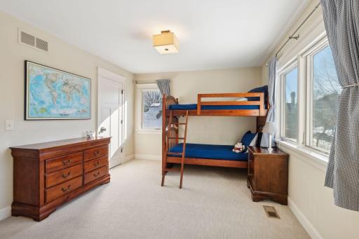 4243 Vincent Avenue S, Minneapolis, MN 55410