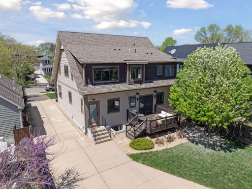 4243 Vincent Avenue South - Spacecrafting - 0005.jpg