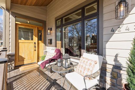 4243 Vincent Avenue South - Spacecrafting - 0005.jpg