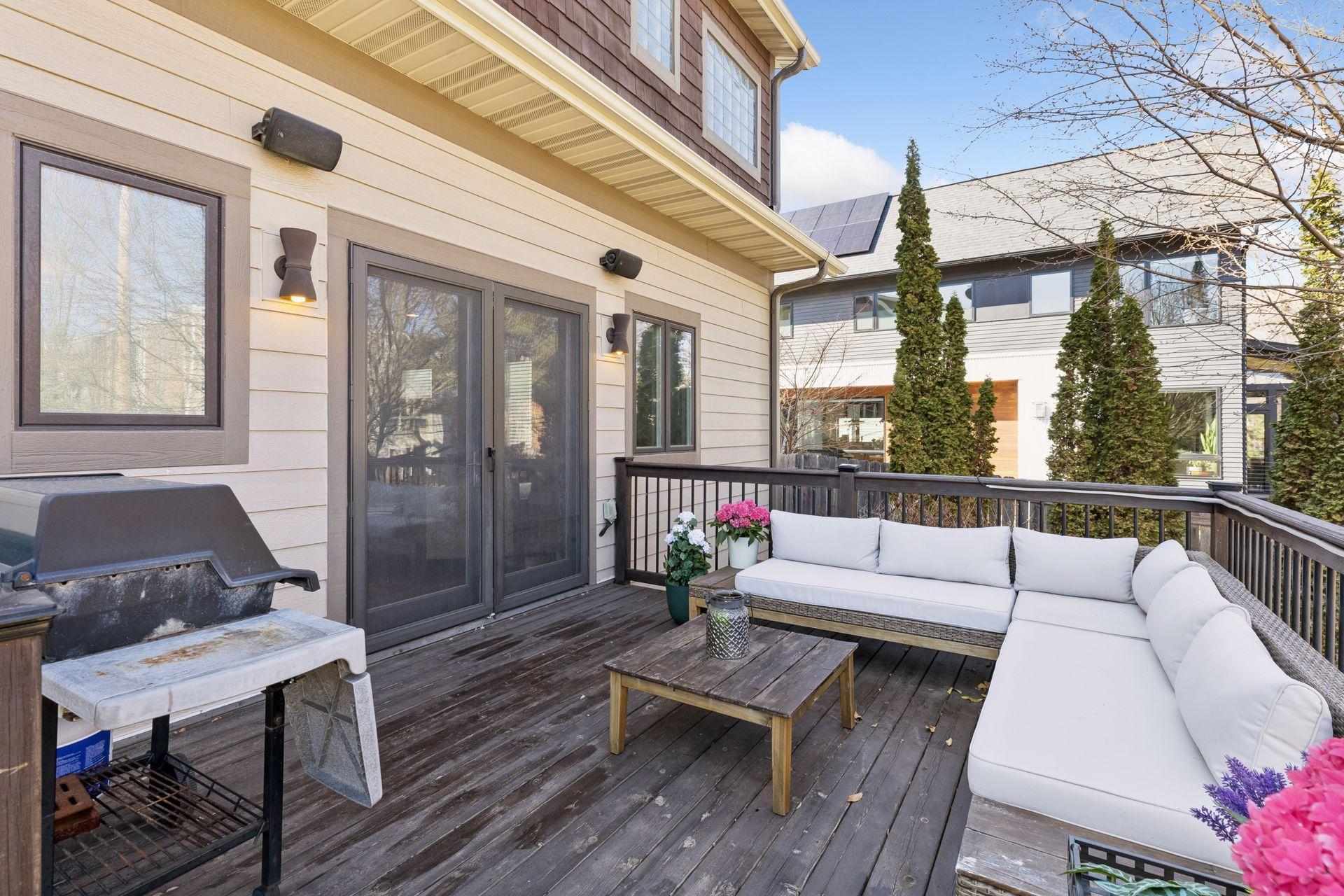 4243 Vincent Avenue South - Spacecrafting - 0011.jpg