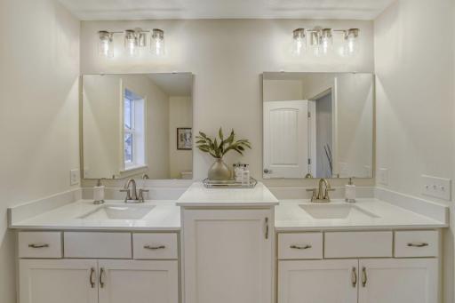 2871 Trinity Drive, Shakopee, MN 55379