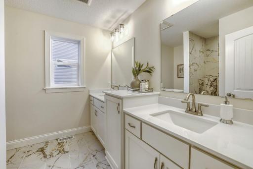 2871 Trinity Drive, Shakopee, MN 55379