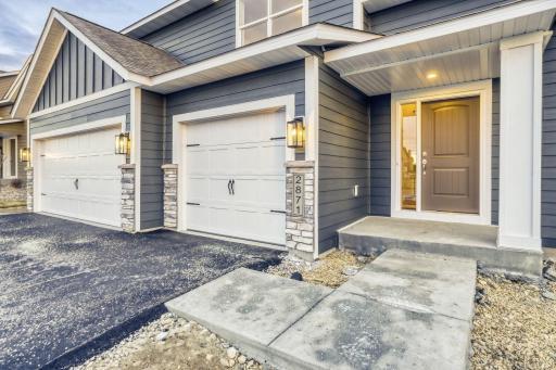 2871 Trinity Drive, Shakopee, MN 55379