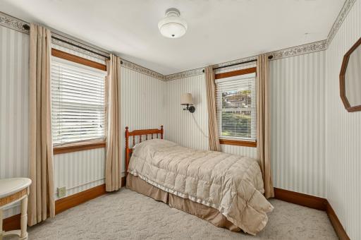 415 23rd Avenue SW, Rochester, MN 55902