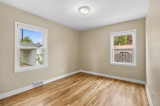 749 Cottage Avenue W, Saint Paul, MN 55117