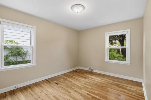 749 Cottage Avenue W, Saint Paul, MN 55117