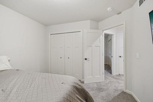 2278 Polar Way, North Saint Paul, MN 55109