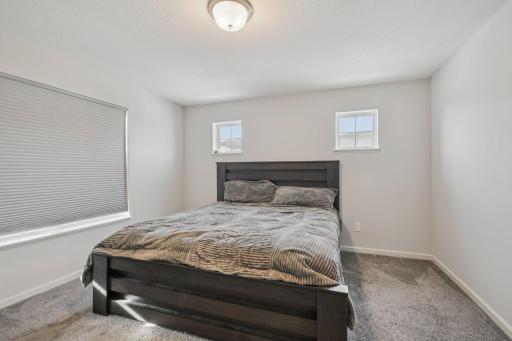 2278 Polar Way, North Saint Paul, MN 55109