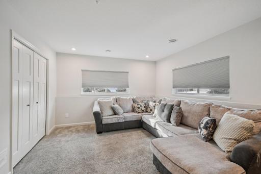 2278 Polar Way, North Saint Paul, MN 55109