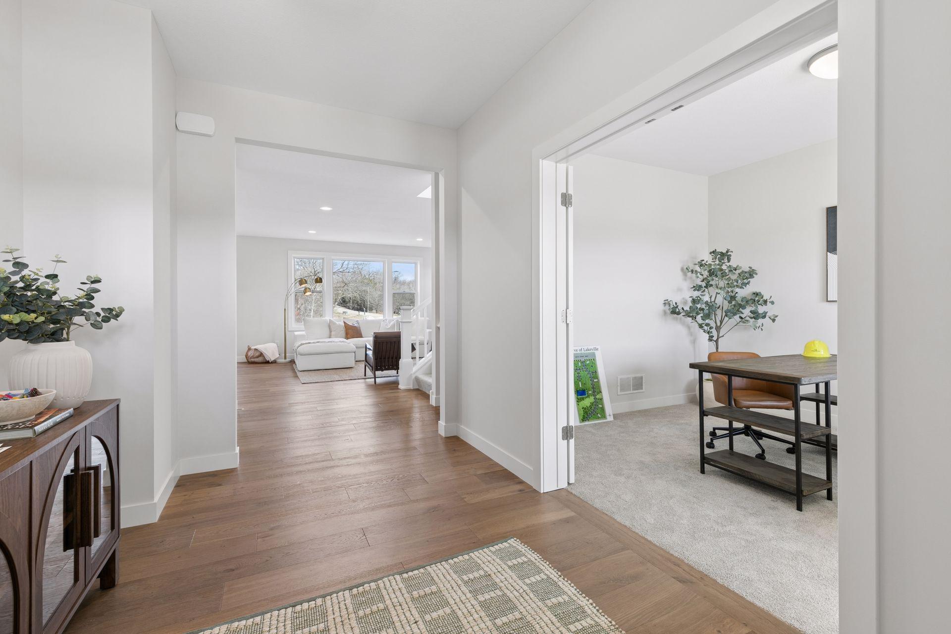 Welcome to 18505 Jabiru Path