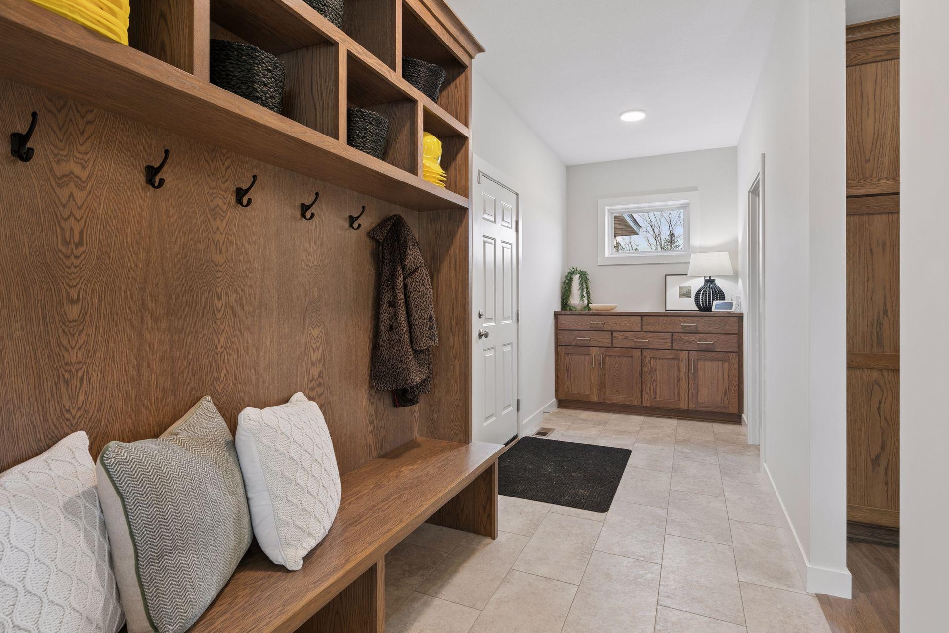 Custom lockers, cubbies & drop zone