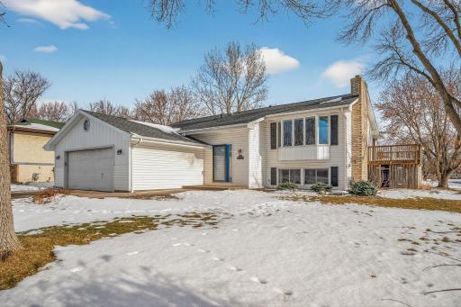 6616 Hillsboro Avenue N, Minneapolis, MN 55428