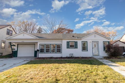 3259 Drew Avenue N, Robbinsdale, MN 55422