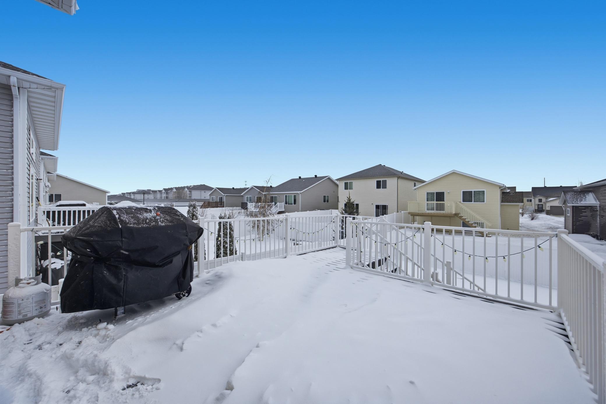 Maintenance-Free Deck