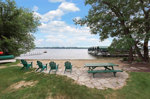 A picnic area & private beach are included in the Gideon's Commons area. HOA members also store kayaks, canoes & paddle boards on racks by the water. During winter months, HOA members launch their snowmobiles from the beach.