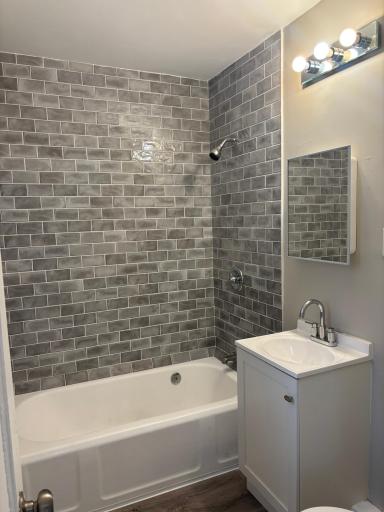 2921 33rd Avenue S, Minneapolis, MN 55406