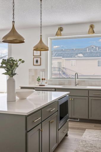 Convenient Microwave Location