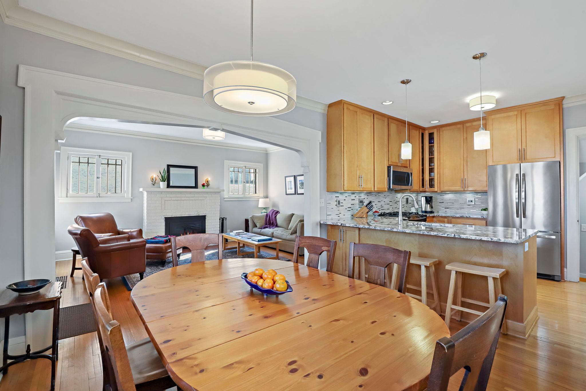 38-web-or-mls-5052 Morgan Ave, Minneapolis, MN_0019.jpg