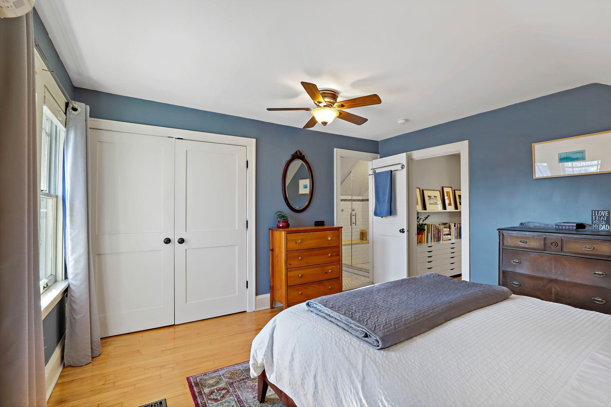 55-web-or-mls-5052 Morgan Ave, Minneapolis, MN_0036.jpg