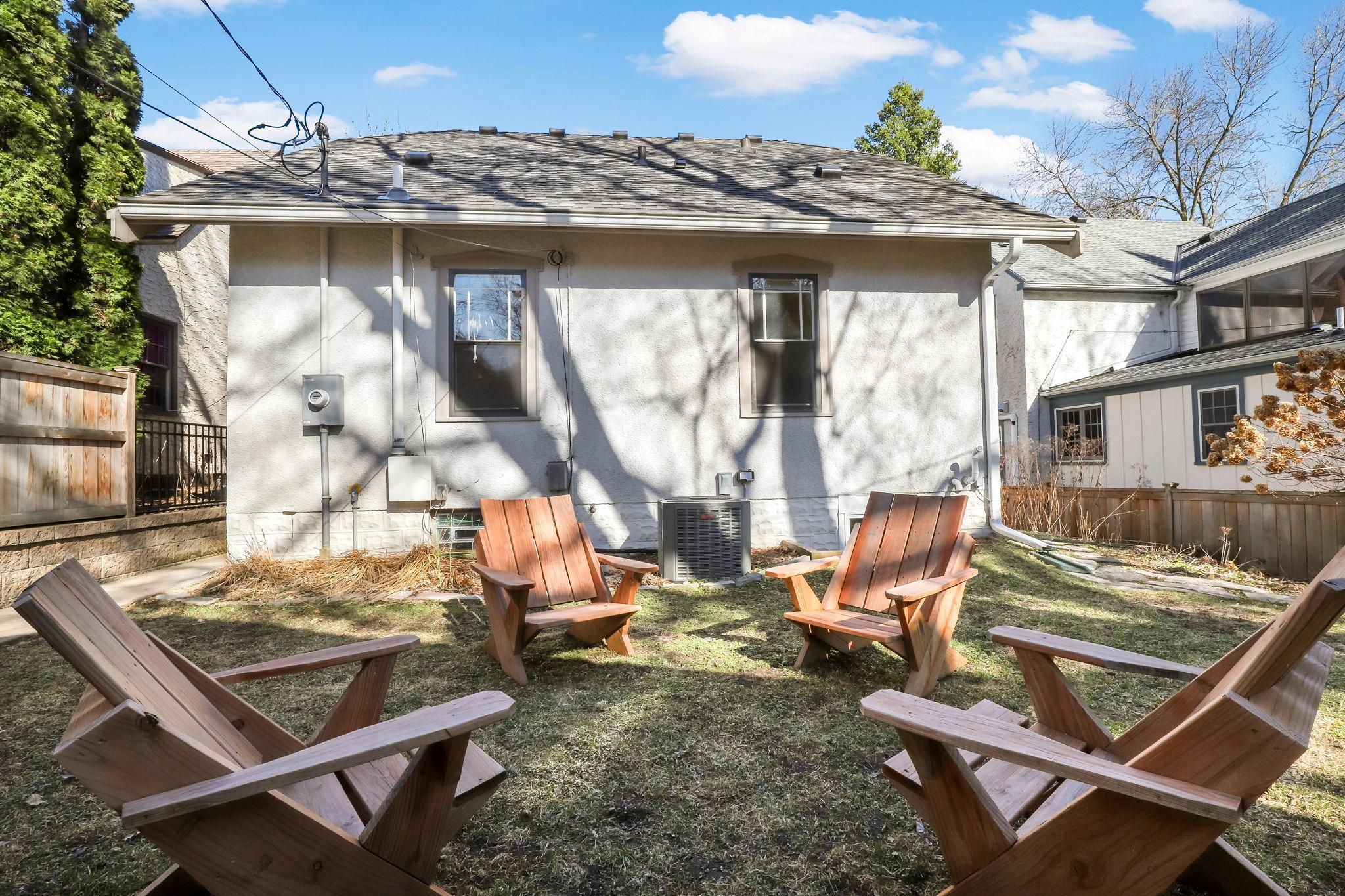 27-web-or-mls-5052 Morgan Ave, Minneapolis, MN_0008.jpg