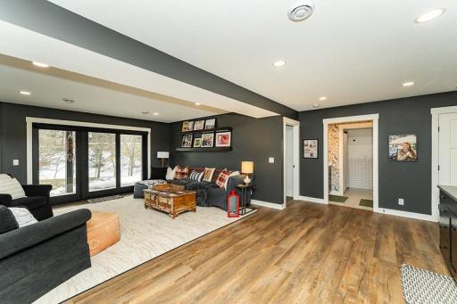 Lower level living area w/walkout sliding glass doors