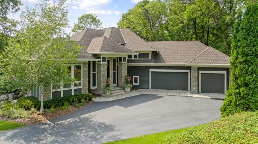 15 Queensland Lane N, Plymouth, MN 55447