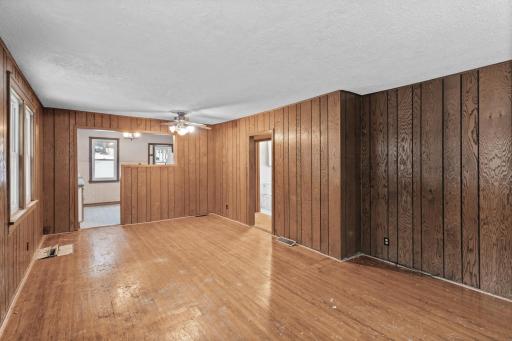 2315 Kirkwood Lane N, Minneapolis, MN 55441