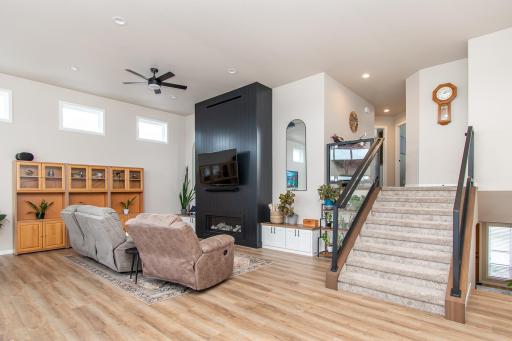 5507 Lori Lane W, West Fargo, ND 58078