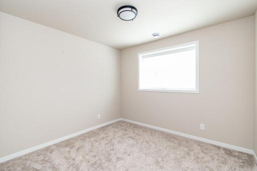 5507 Lori Lane W, West Fargo, ND 58078