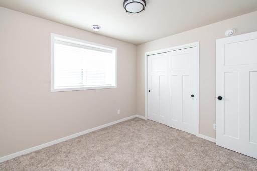 5507 Lori Lane W, West Fargo, ND 58078