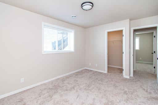 5507 Lori Lane W, West Fargo, ND 58078