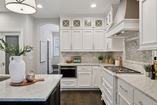 6300 Belmore Lane, Edina, MN 55343