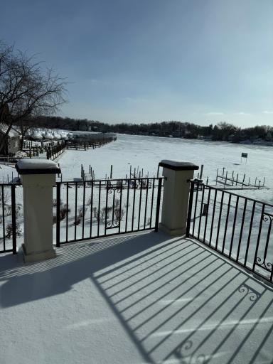 21957 Minnetonka Boulevard, 15, Excelsior, MN 55331