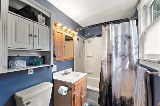 37320 Oriole Avenue, Lindstrom, MN 55045