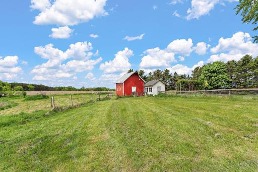 37320 Oriole Avenue, Lindstrom, MN 55045