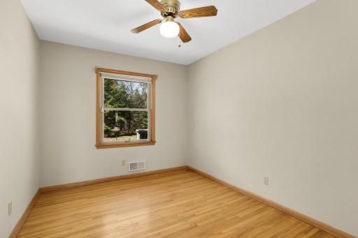 6911 Booth Avenue, Inver Grove Heights, MN 55076