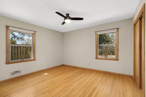 6911 Booth Avenue, Inver Grove Heights, MN 55076