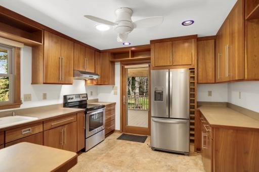 6911 Booth Avenue, Inver Grove Heights, MN 55076
