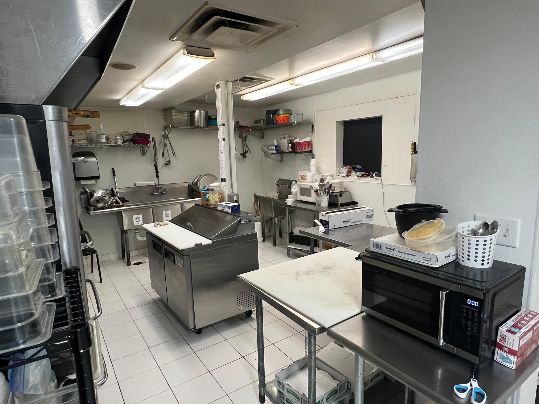 Kitchen-Prep2