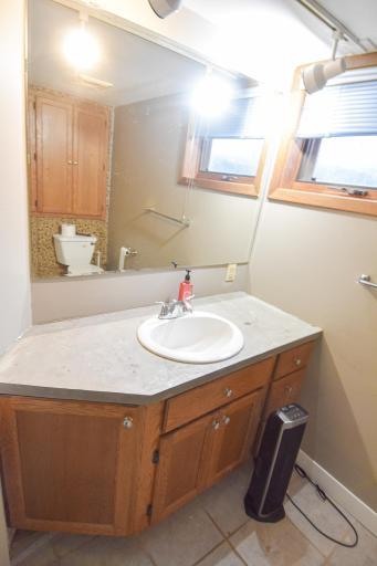 310 Kendall Avenue N, Thief River Falls, MN 56701