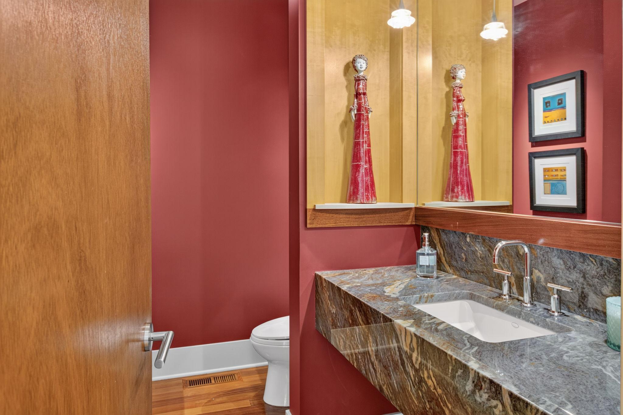 Main level 3/4th bathroom