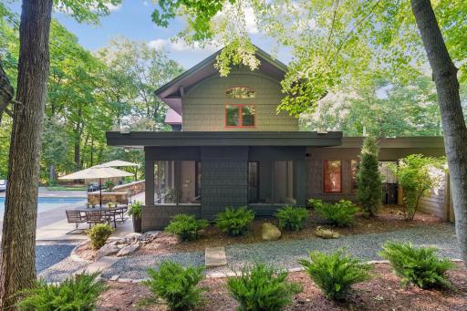 Timeless landscaping