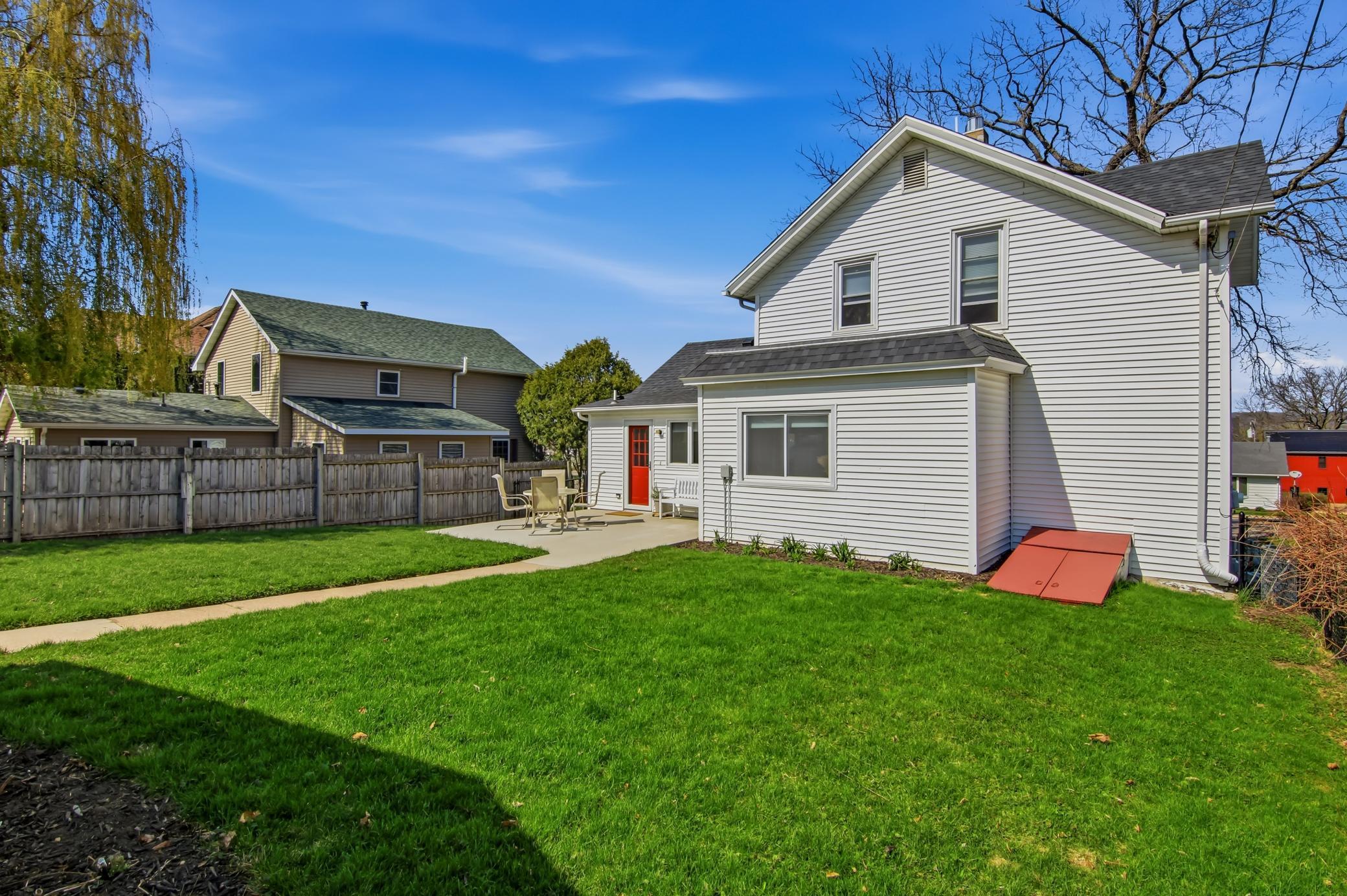 Private, Fenced Backyard